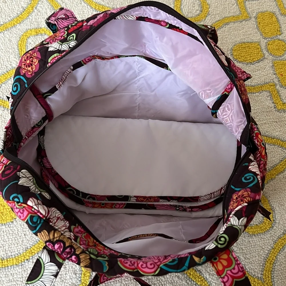 NWOT RETIRED Vera Bradley Mod Floral Pink Diaper Bag and Changing Pad - Picture 7 of 13